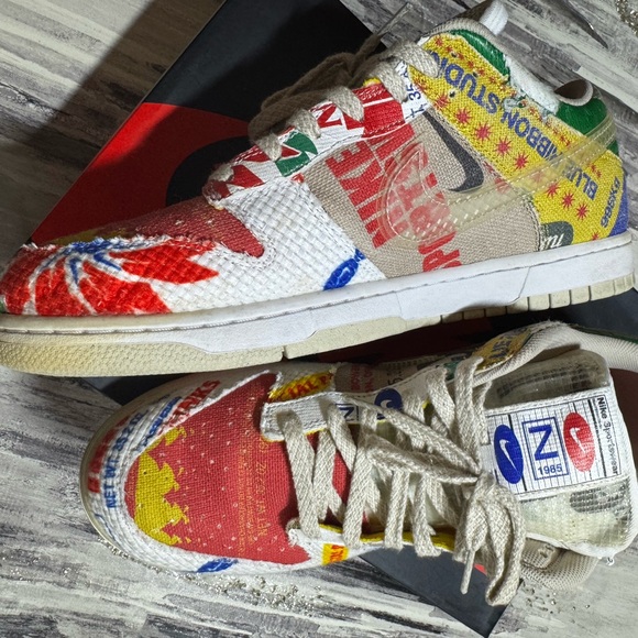 Nike Dunk Low SP City Market - Picture 2 of 4